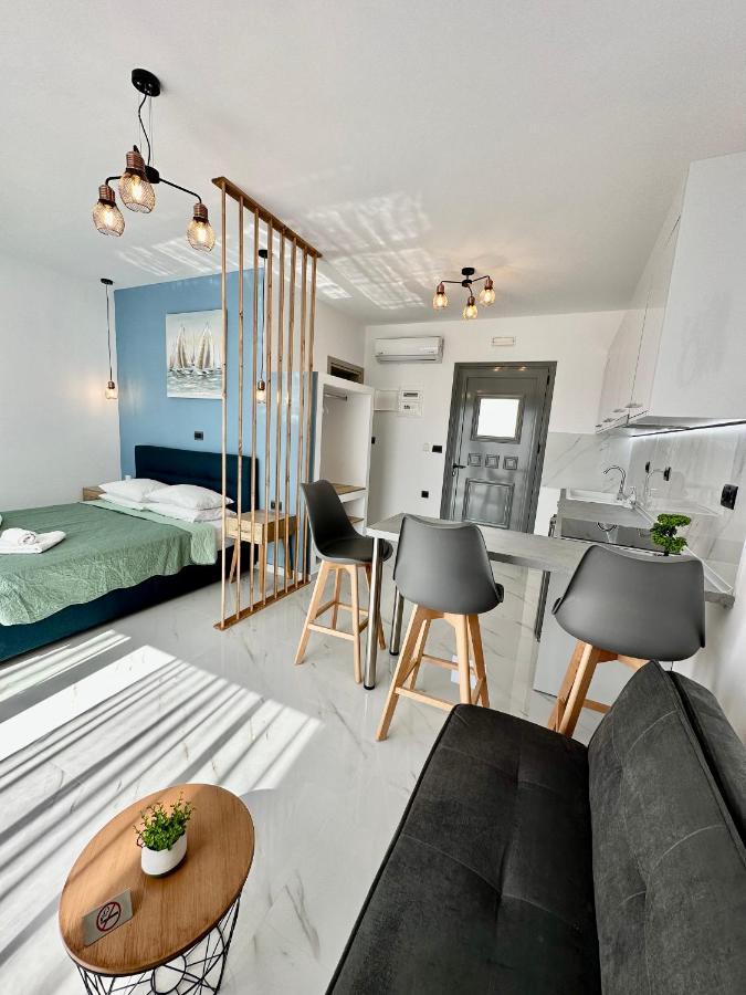 Royal Luxury Studios أرخانجلوس المظهر الخارجي الصورة